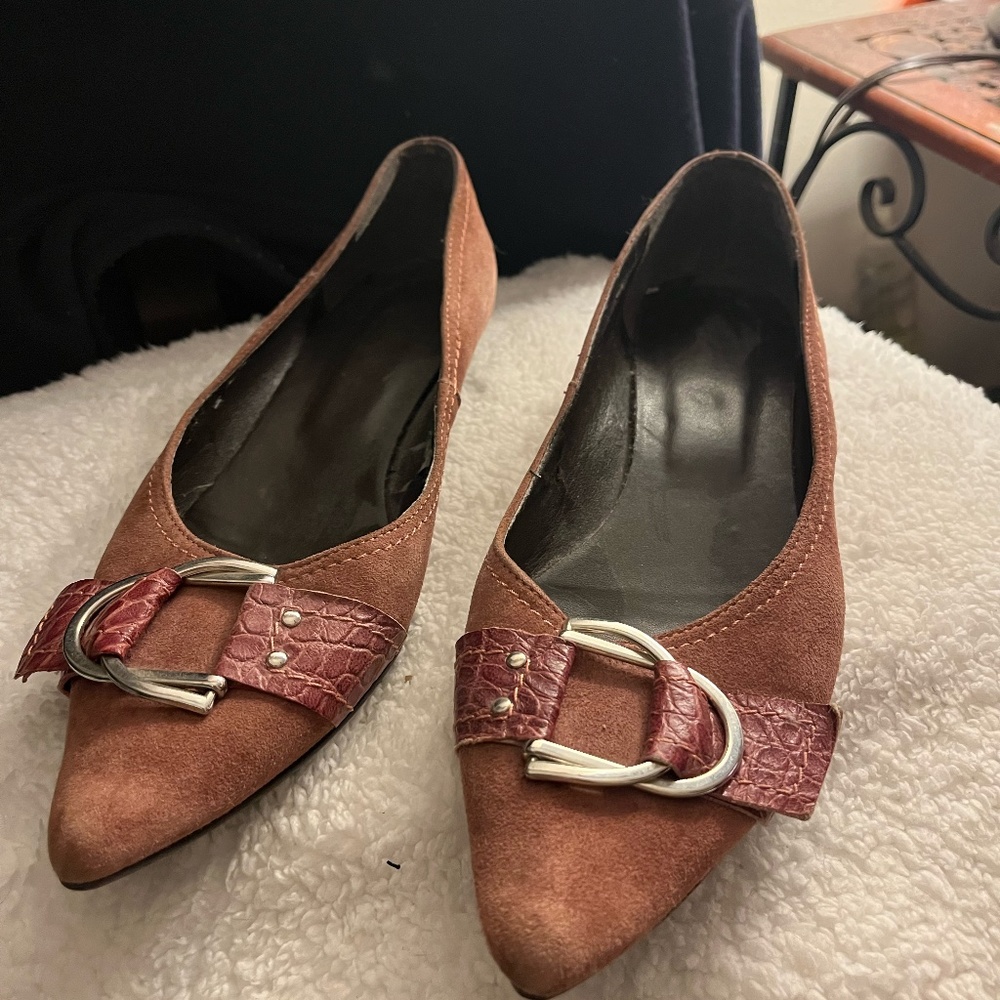 Kitten heel lot, size 10, women's low pumps